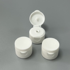 20-410 White PP Plastic Unlined Ribbed Flip Top Cap